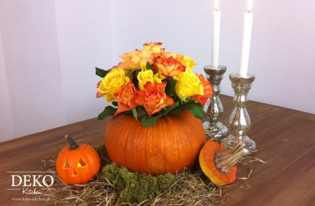 DIY Herbstdeko für den Tisch mit Vasen aus Kürbis und Holz Deko-Kitchen