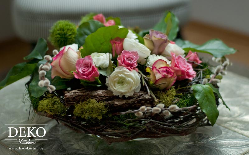 DIY Hübsche Frühlingsdeko mit Blumen und Zweigen DekoKitchen