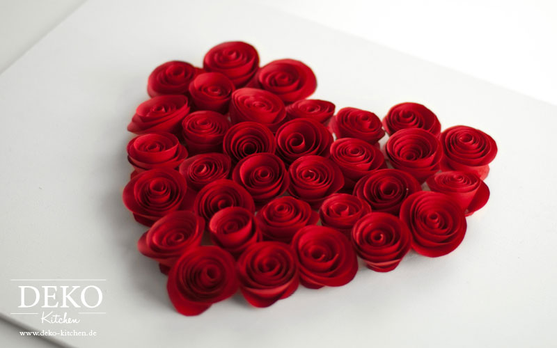 DIY Rosenblüten aus Servietten für tolle Dekos Deko-Kitchen