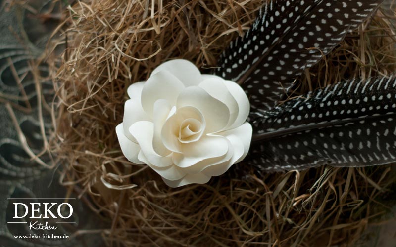 DIY romantische Rosenblüten aus Papier für Tischdeko oder Hochzeitsdeko Deko-Kitchen