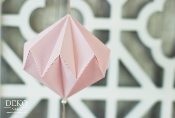 DIY: hübsche Papier-Diamanten selber machen Deko Kitchen