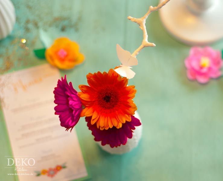 DIY: Hochzeitsdeko mit Krepppapierblüten Deko-Kitchen