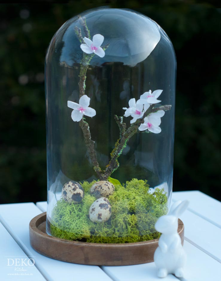 DIY: hübsche Osterdeko unter einer Glasglocke Deko-Kitchen