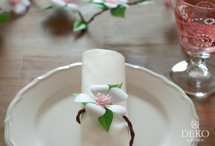 DIY: Tischdeko mit Apfelblüten aus Papier Deko-Kitchen