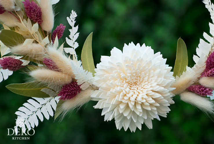 DIY: hübscher Dekokranz mit Trockenblumen selbermachen