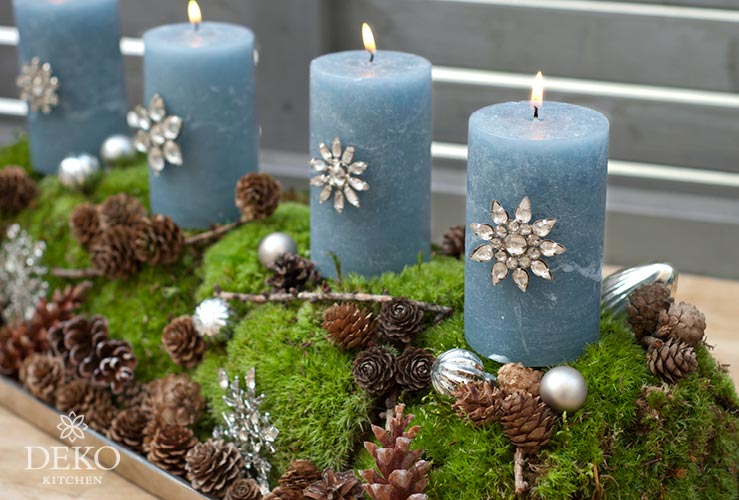 DIY: edler Adventskranz mit Moos, Zapfen und Kristall-Akzenten